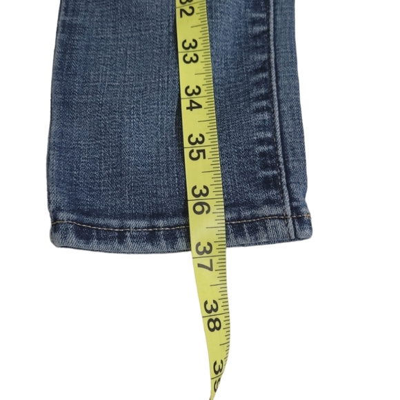 LEVIS Medium Wash Skinny Stretch Size 26 - Picture 4 of 4